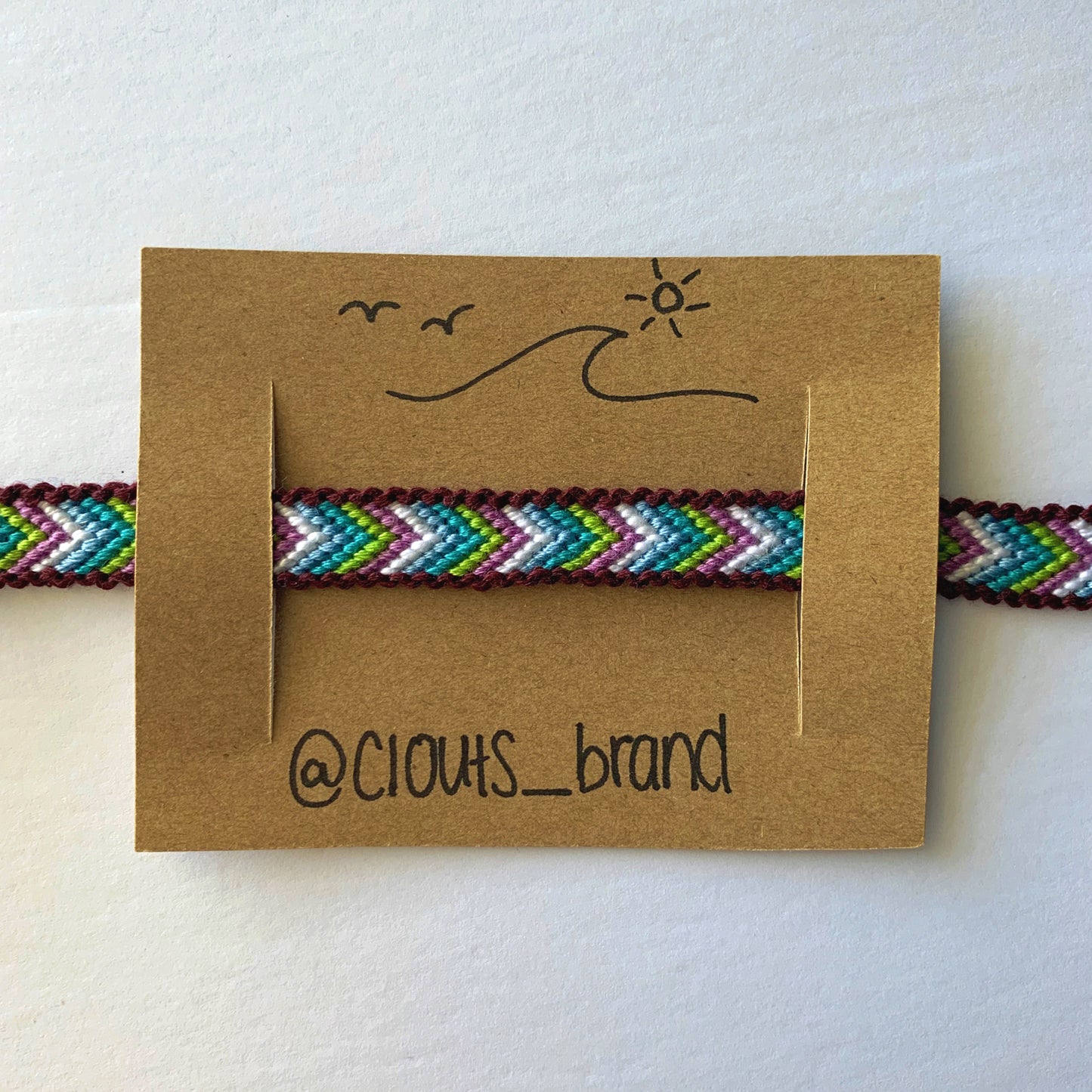 Outlined purple V bracelet (5648158130326)