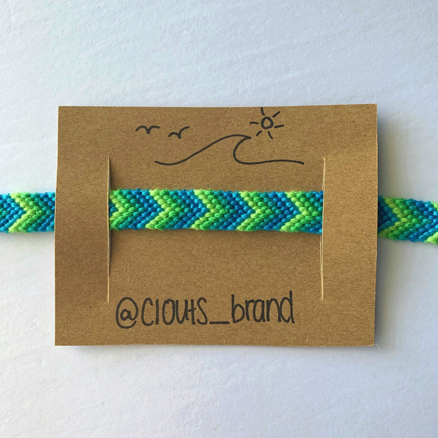 Green V bracelet (5648295461014)