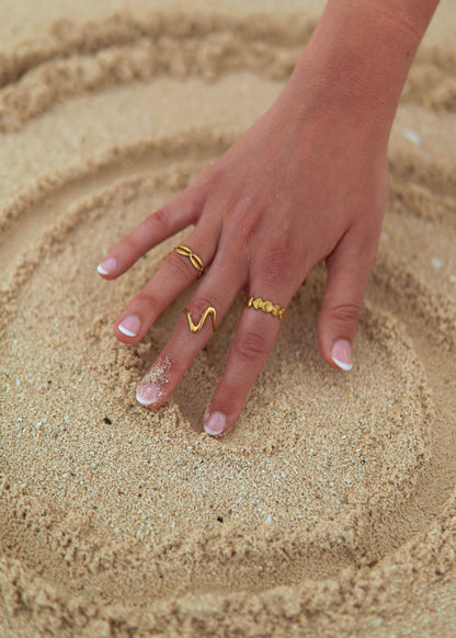 Cowrie Ring - adjustable