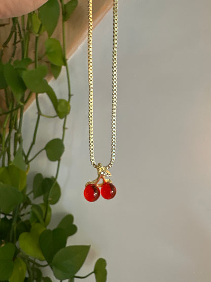 Collier cherry