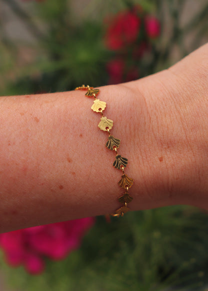 Seashell Bracelet - Gold