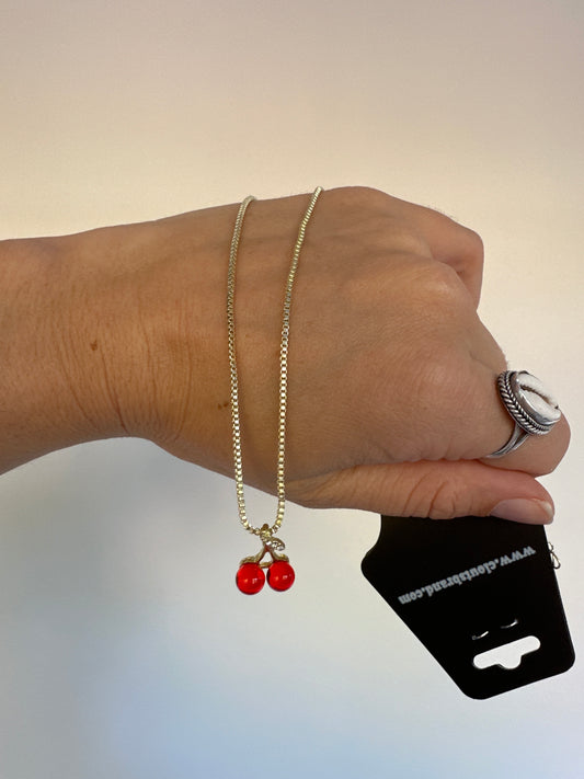 Collier cherry