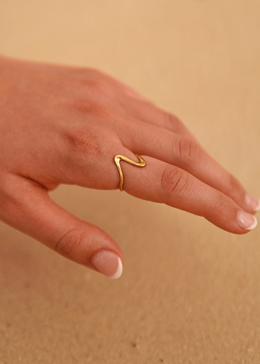 Wavy Ring - adjustable