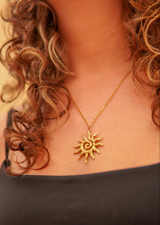 Sol Necklace - Gold