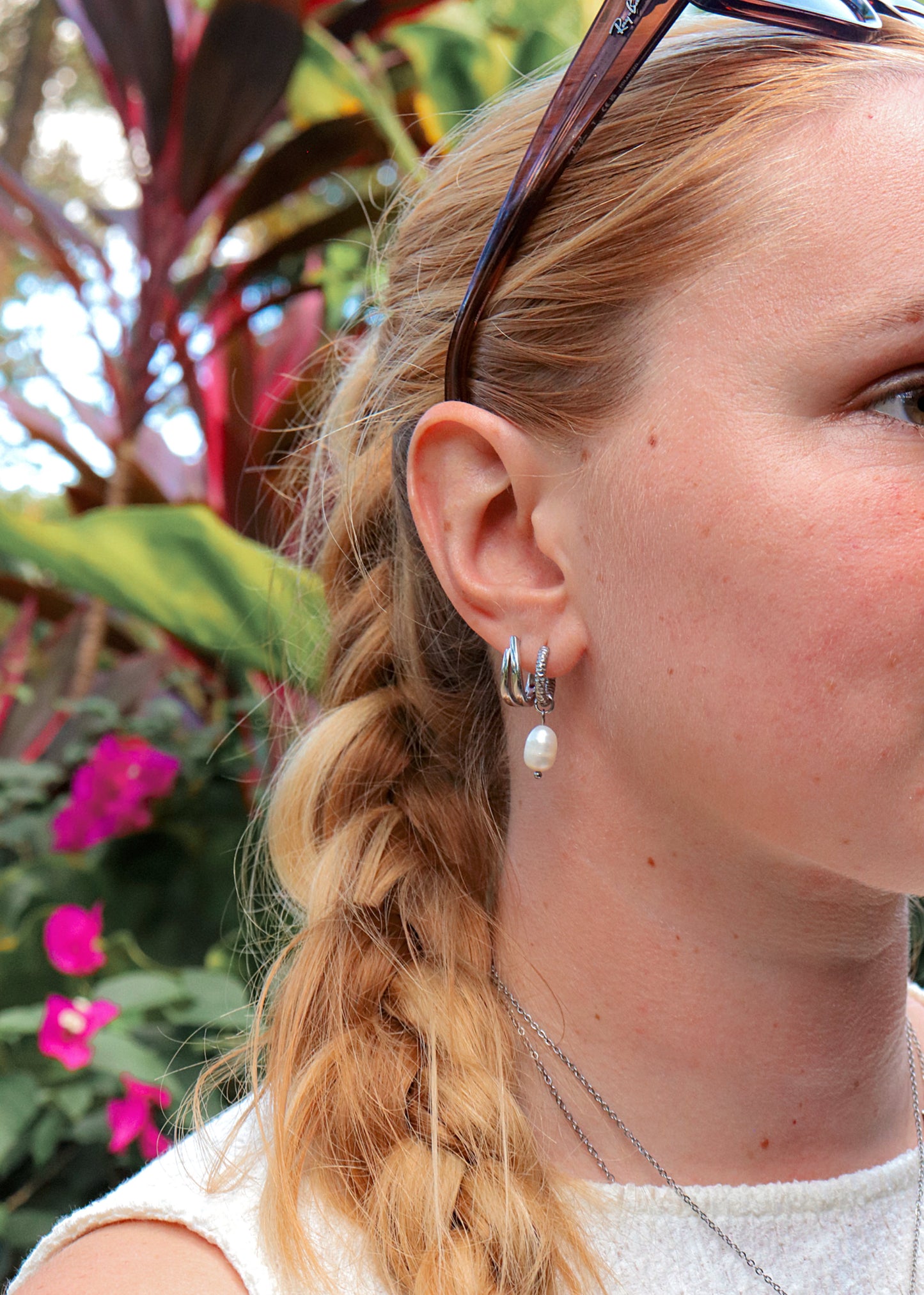Atlantis Pearl Hoop Earrings - Silver
