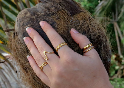 Cowrie Ring - adjustable